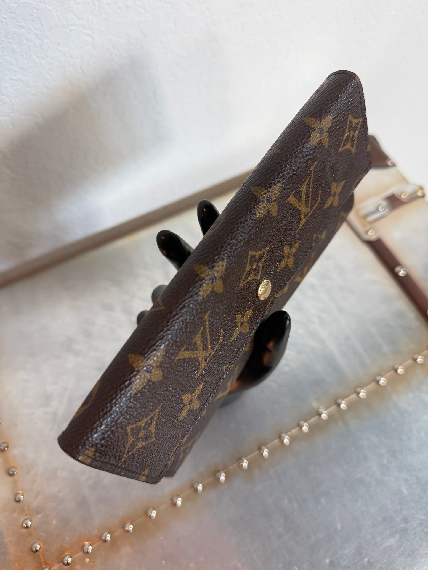 Pre-owned Authentic Louis Vuitton Portefeuille  International Monogram Wallet