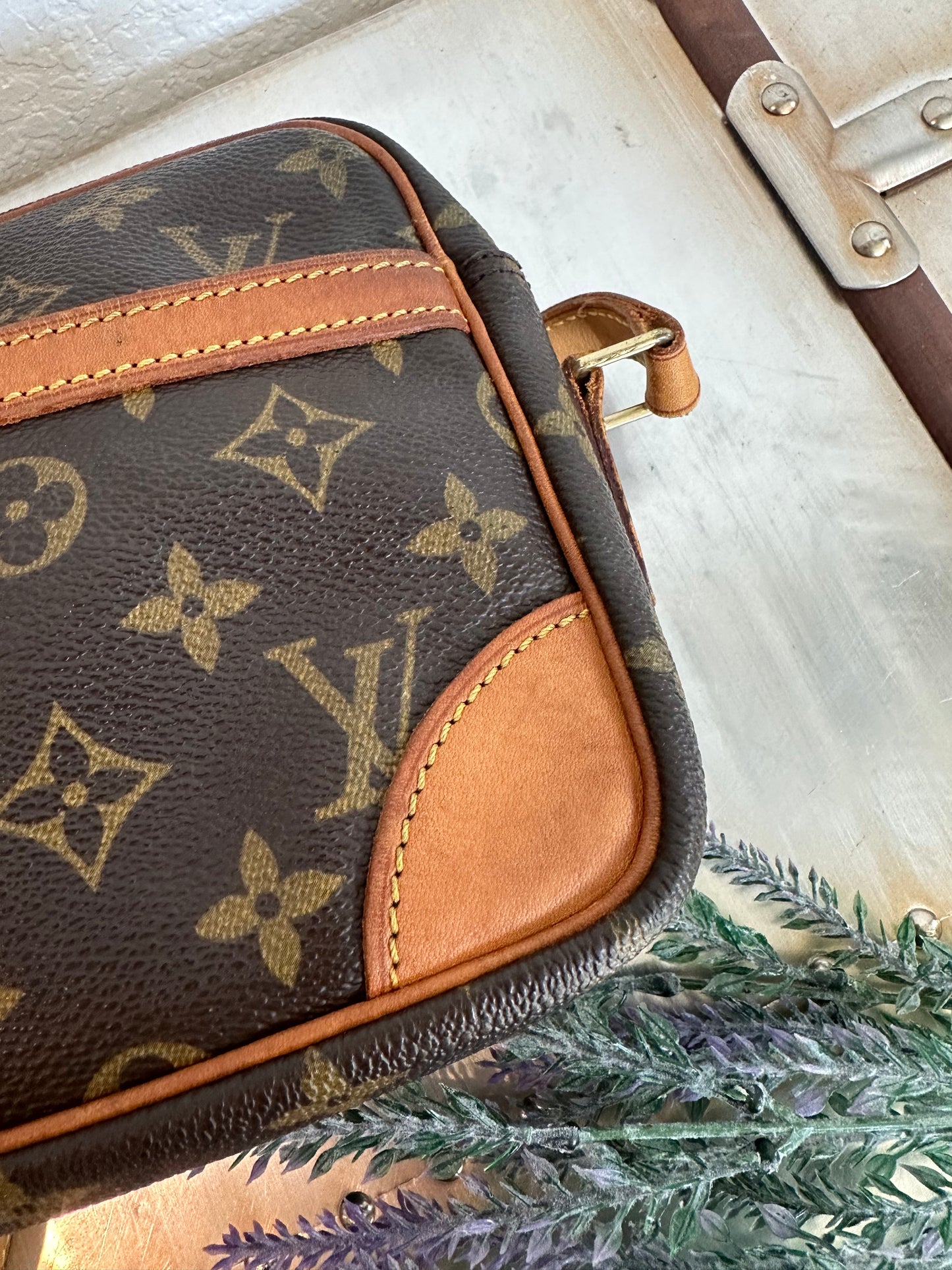 Pre-owned Authentic Louis Vuitton Trocadero 23 Monogram Shoulder Bag/ Crossbody Bag