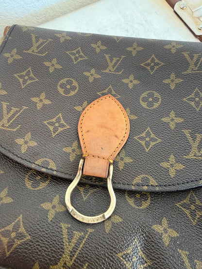 Pre-owned Authentic Louis Vuitton Saint Cloud GM Monogram Crossbody Bag