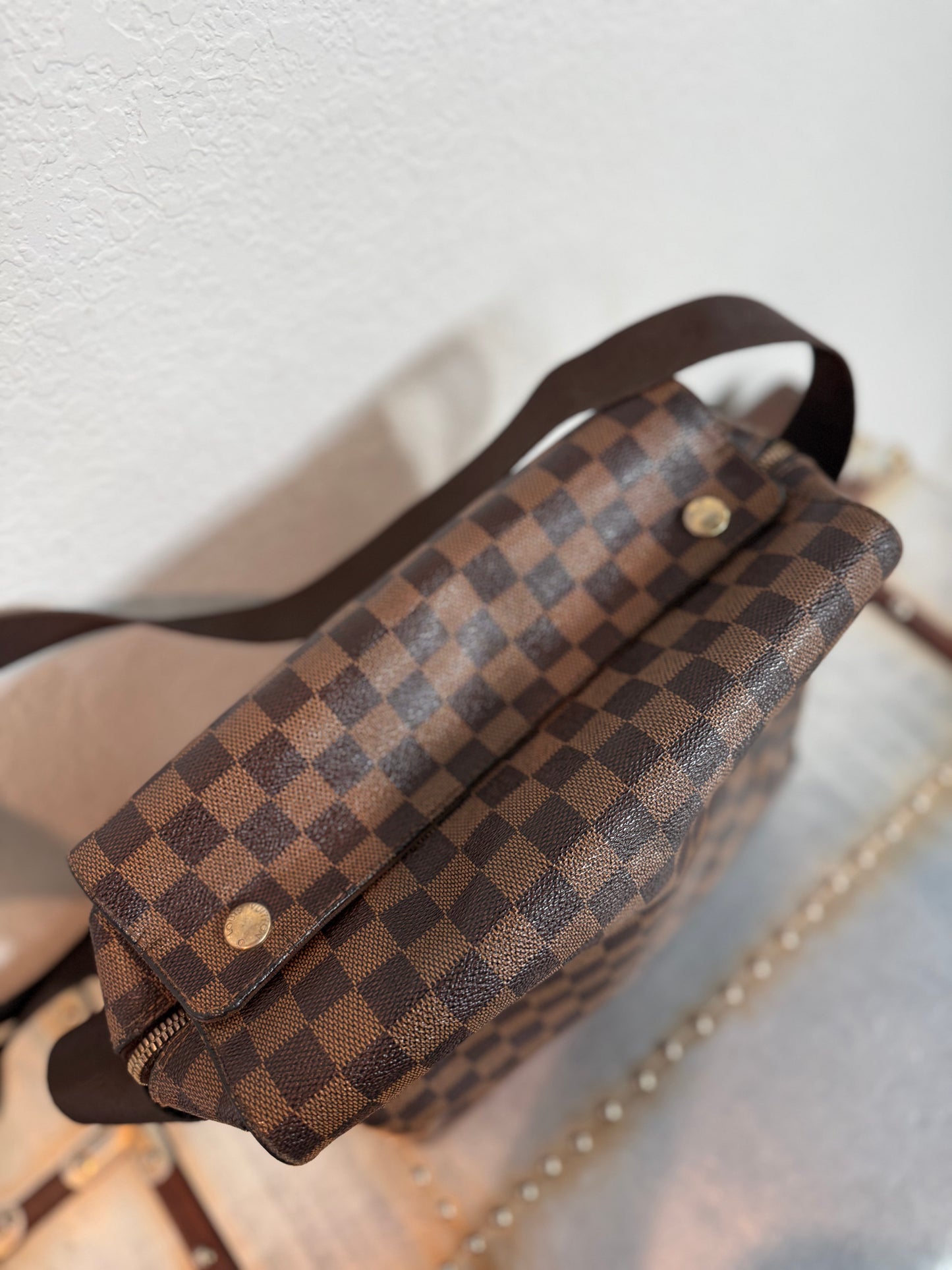 Pre-owned Authentic Louis Vuitton Naviglio Damier Ebene Crossbody Bag