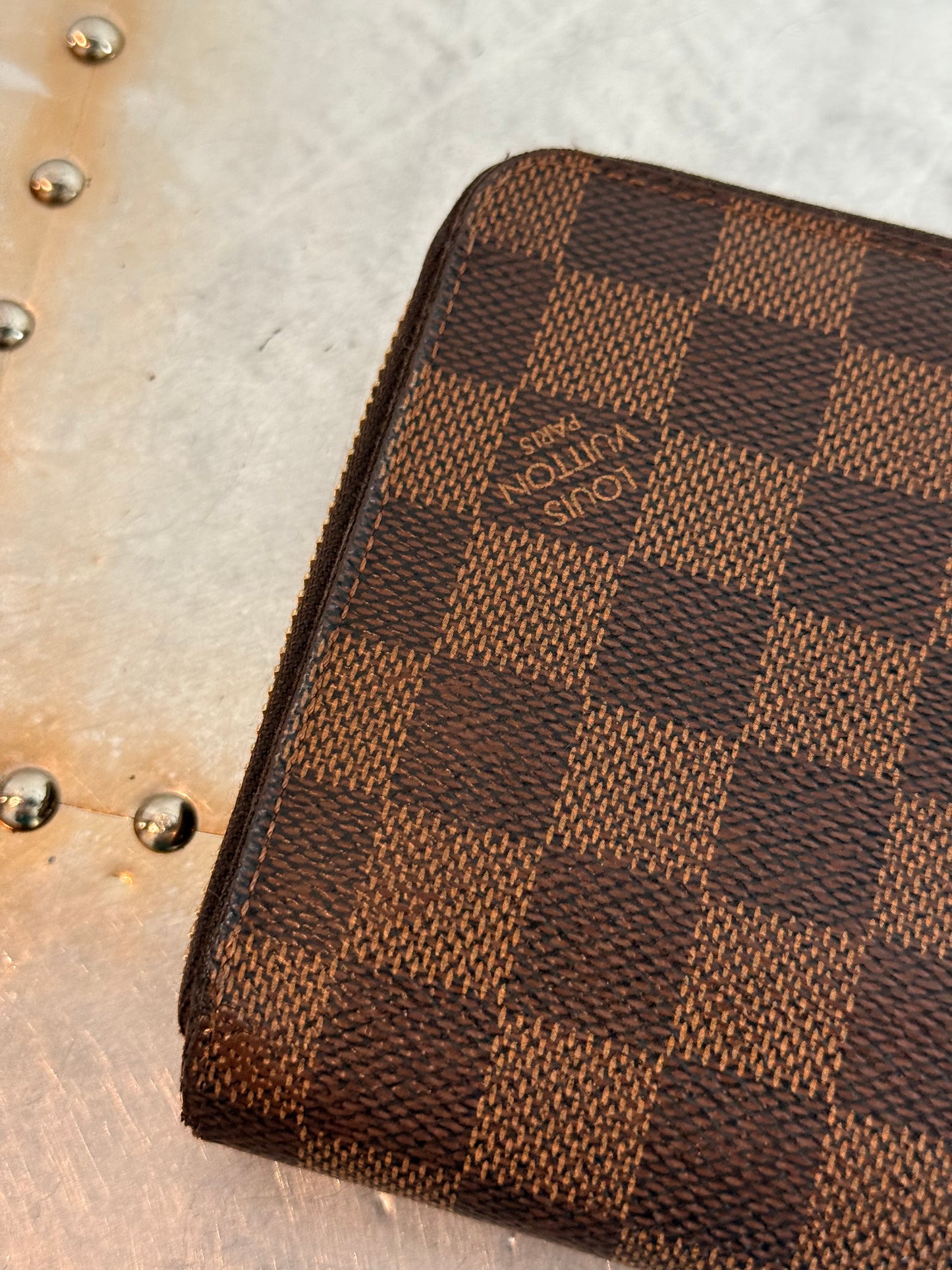 Pre-owned Authentic Louis Vuitton Damier Ebene Zippy Organizer Long Wallet