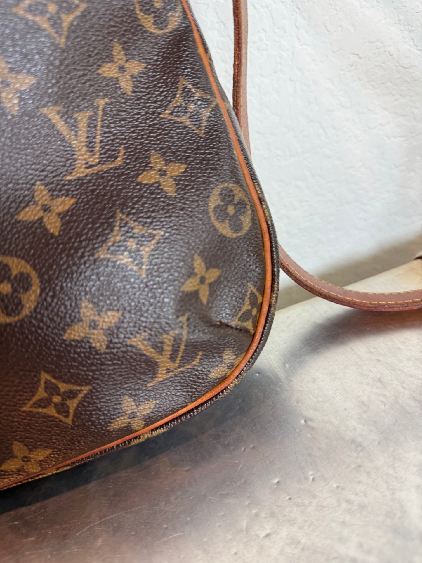Pre-owned Authentic Louis Vuitton Odeon PM Monogram Shoulder / Crossbody Bag