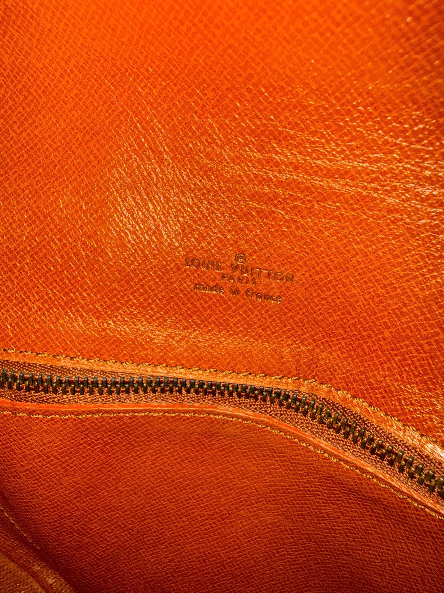 Pre-owned Authentic Louis Vuitton Chantilly PM Monogram Crossbody Bag