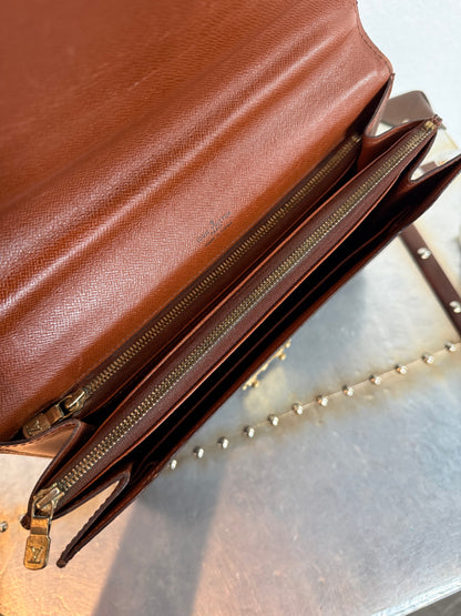 Pre-owned Authentic Louis Vuitton Concorde Monogram Handbag