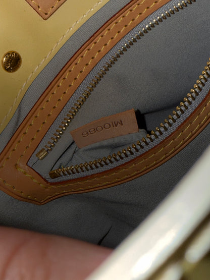 Pre-owned Authentic Louis Vuitton Reade PM Vernis Handbag