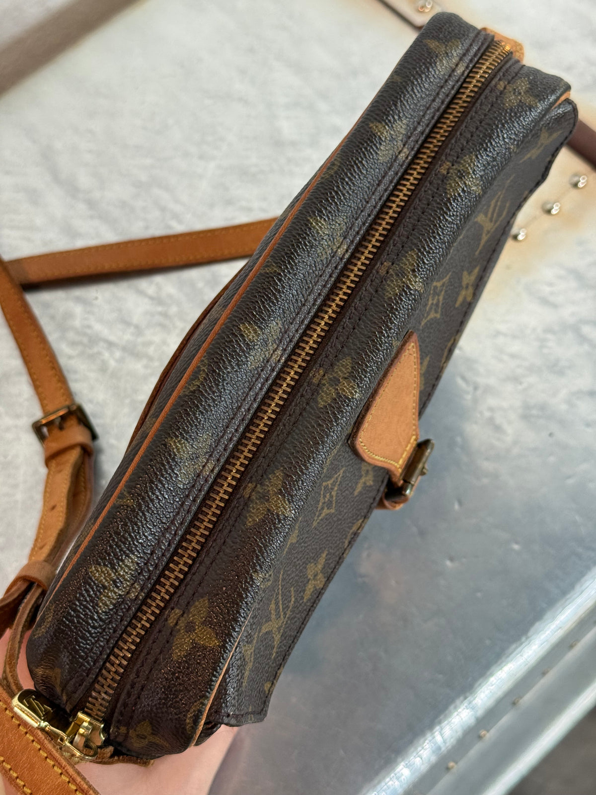Pre-owned Authentic Louis Vuitton Jeune Fille MM Monogram Crossbody Bag