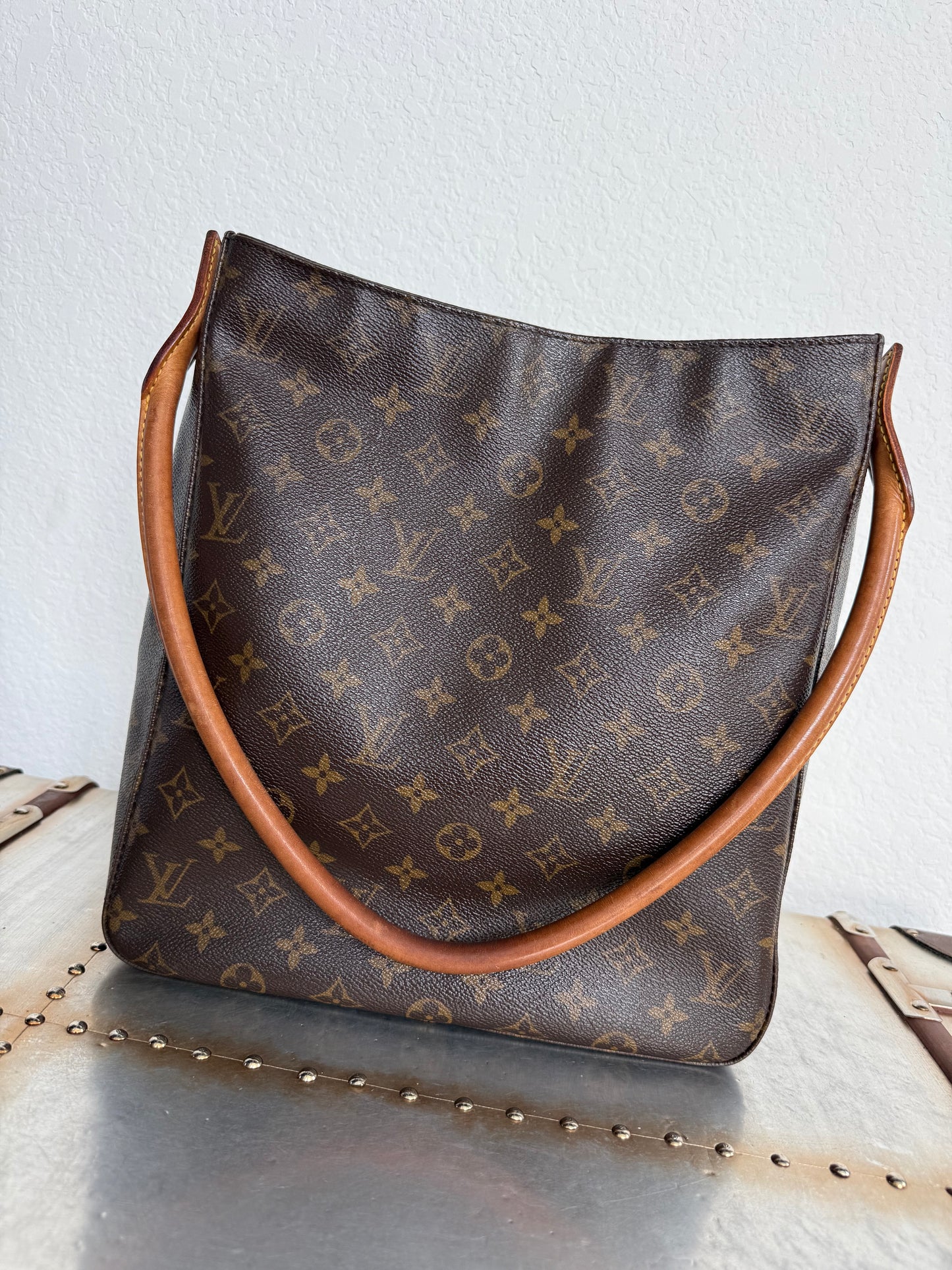 Pre-owned Authentic Louis Vuitton Looping GM Monogram Shoulder Bag