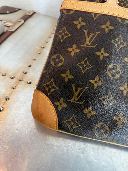 Pre-owned Authentic Louis Vuitton Sac Coussin GM Monogram Shoulder Bag