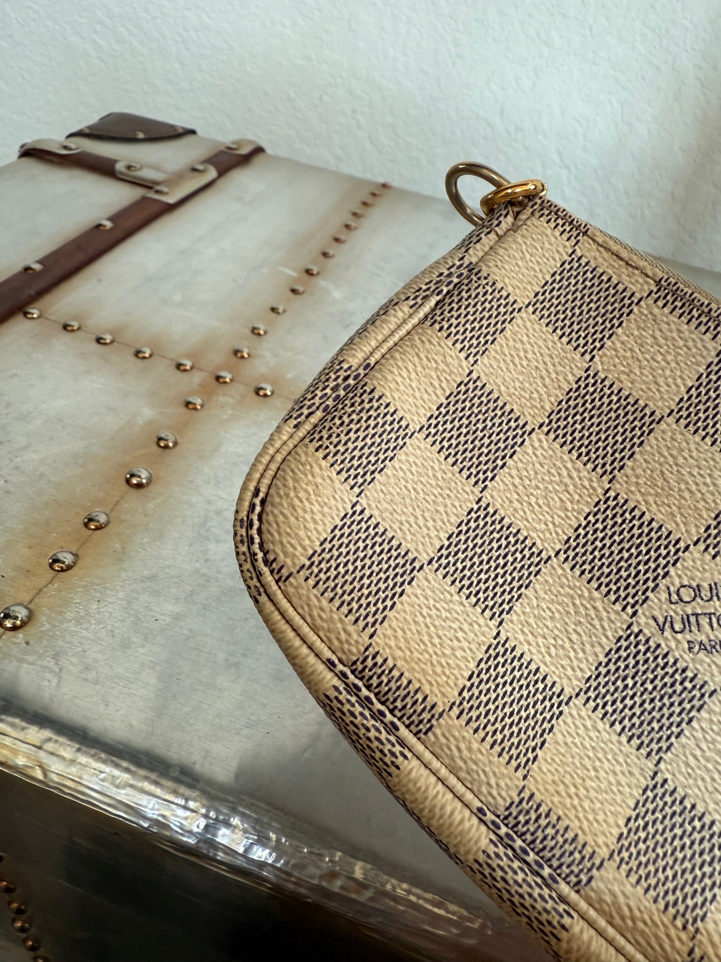 Pre-owned Authentic Louis Vuitton MINI Pochette Accessoires Damier Azur Handbag