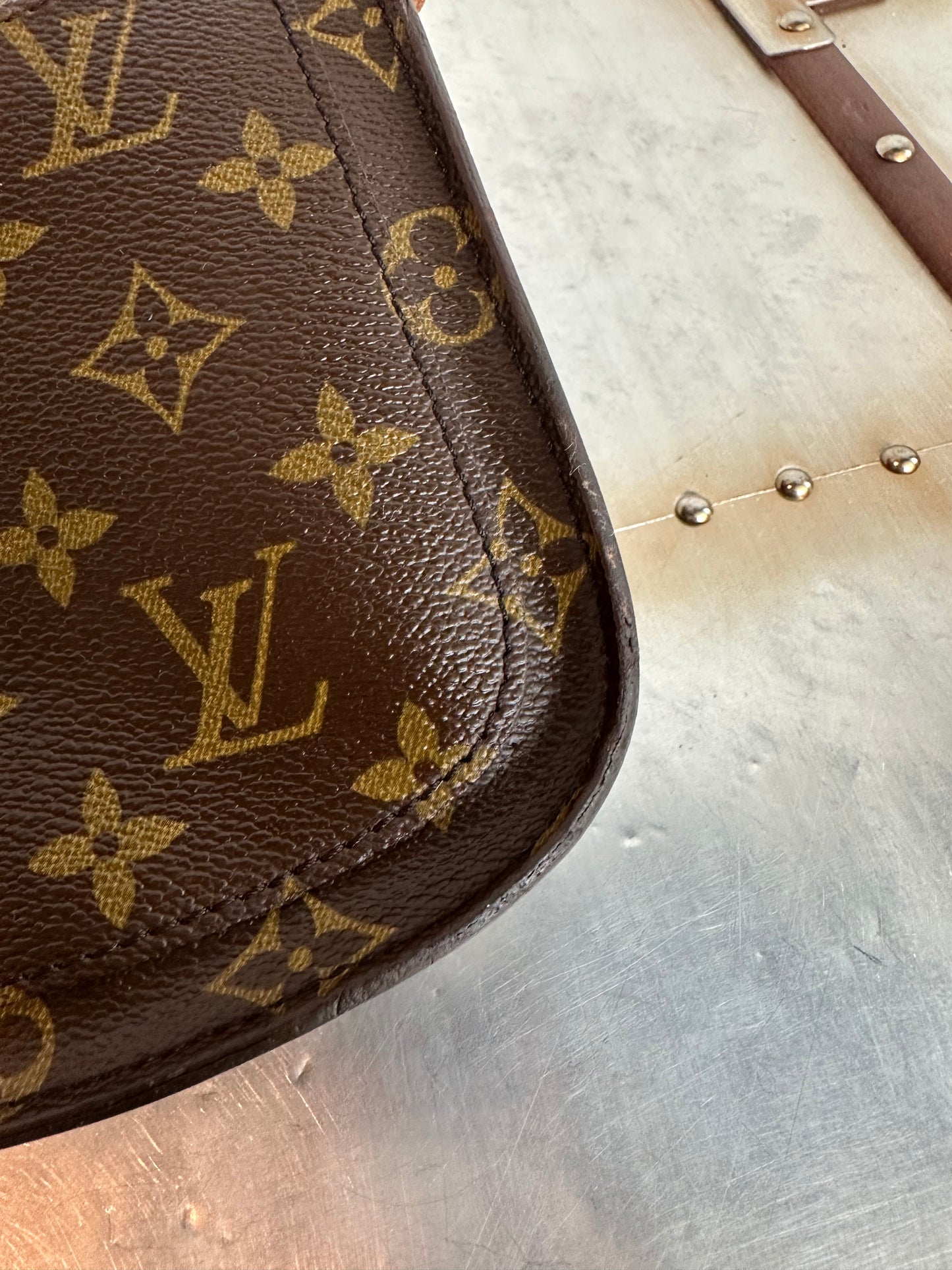 Pre-owned Authentic Louis Vuitton Saint Cloud PM Monogram Shoulder / Crossbody Bag