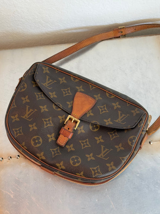 Pre-owned Authentic Louis Vuitton Jeune Fille MM Monogram Crossbody Bag