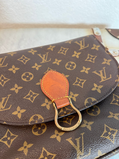 Pre-owned Authentic Louis Vuitton Saint Cloud GM Monogram Crossbody Bag