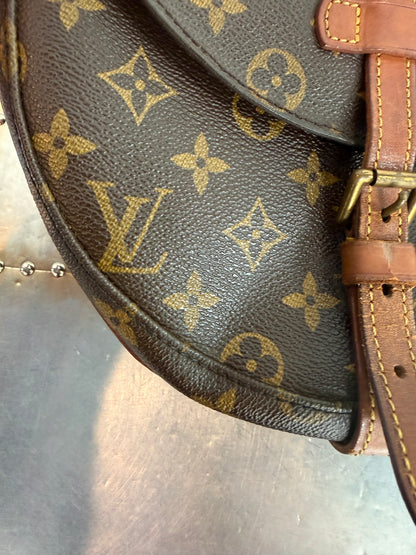 Pre-owned Authentic Louis Vuitton Chantilly MM Monogram Crossbody Bag