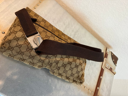Pre-owned Authentic Gucci Vintage Double Belt GG Canvas Bag