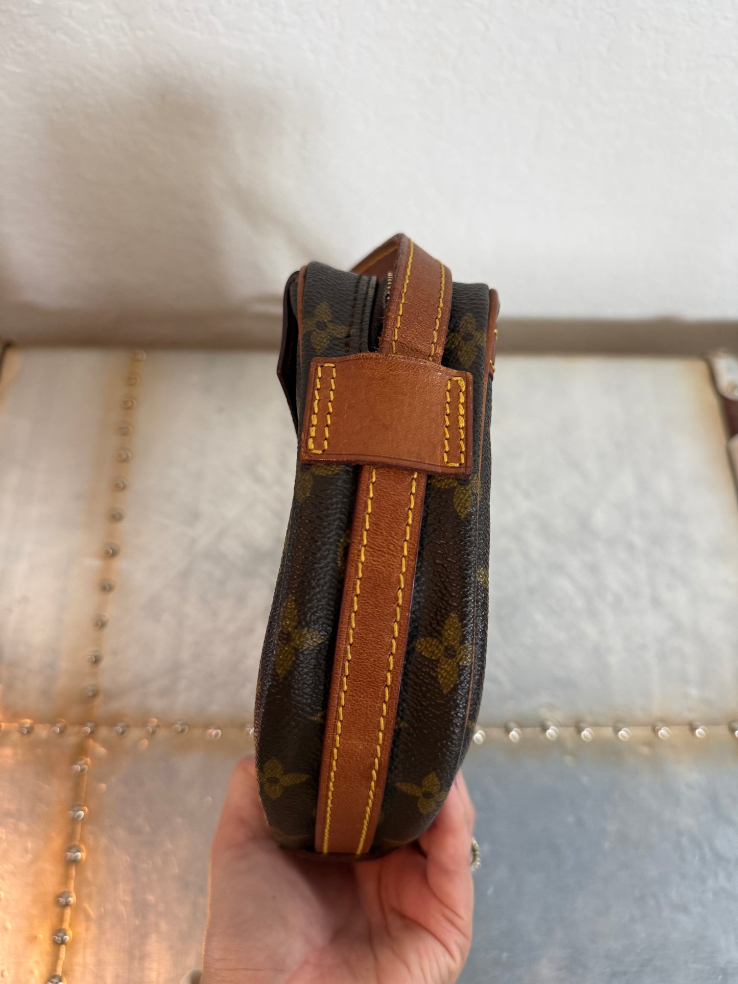 Pre-owned Authentic Louis Vuitton Jeune Fille PM Monogram Crossbody Bag