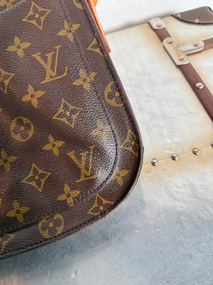 Pre-owned Authentic Louis Vuitton Saint Cloud GM Monogram Crossbody Bag