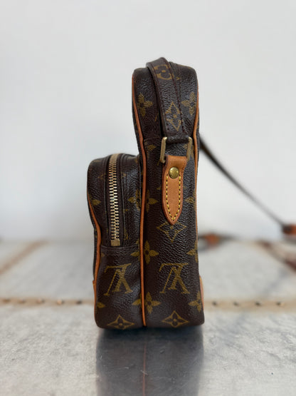 Pre-owned Authentic Louis Vuitton Amazon Monogram Crossbody Bag