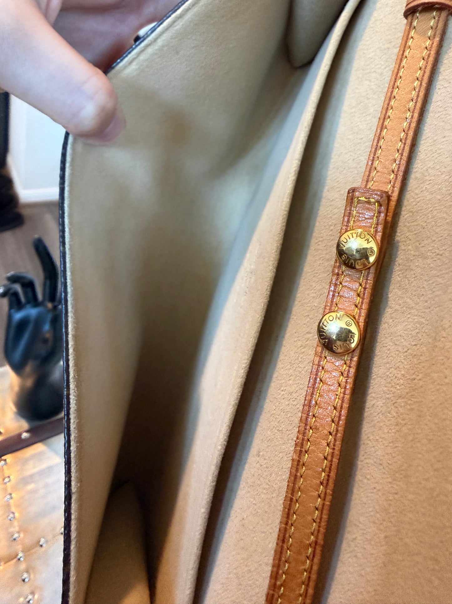 Pre-owned Authentic Louis Vuitton Pochette Twin GM Monogram Shoulder Bag