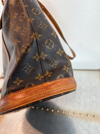 Pre-owned Authentic Louis Vuitton Bucket GM Monogram Shoulder Tote Bag