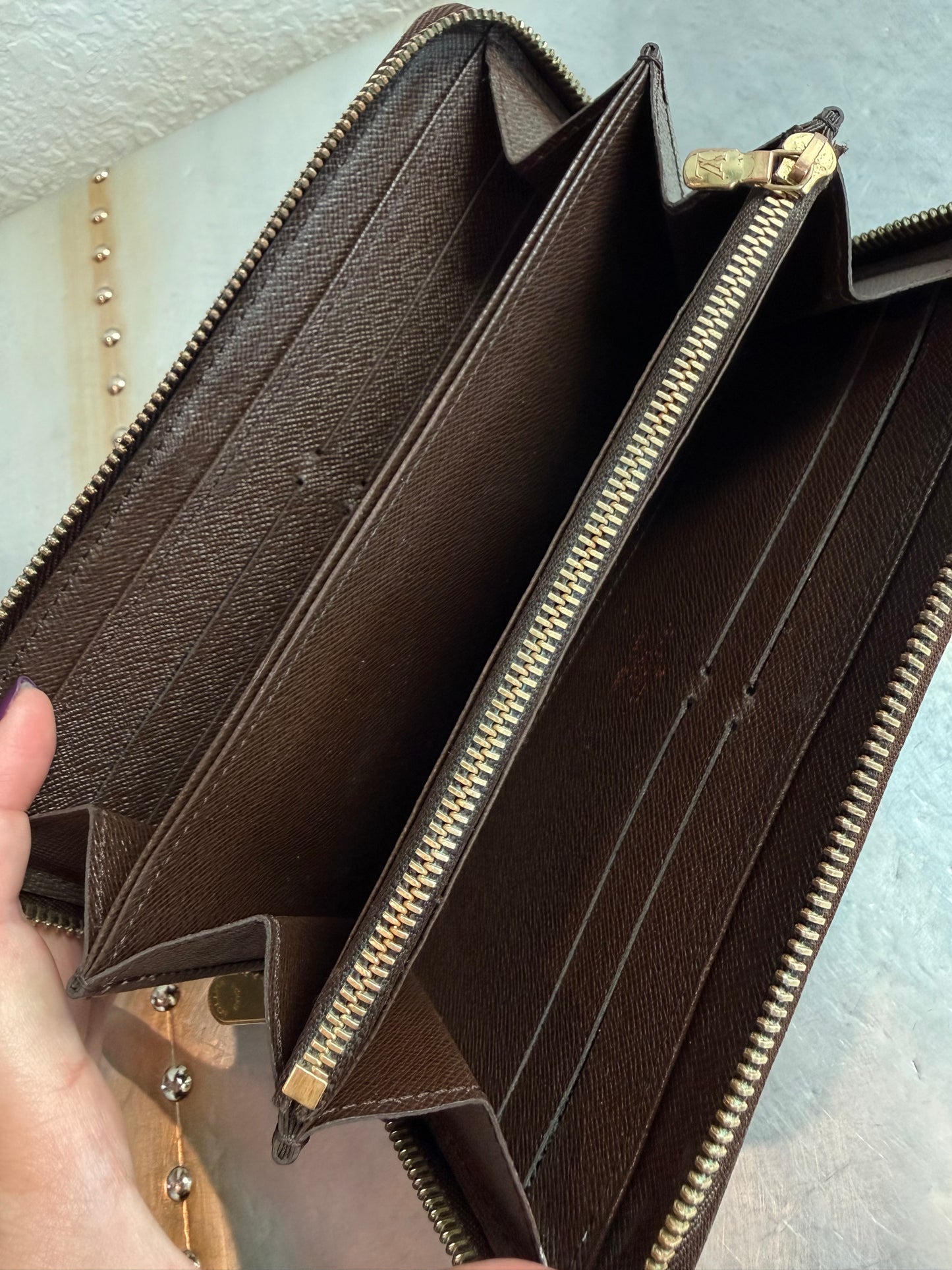 Pre-owned Authentic Louis Vuitton Zippy Damier Ebene Long Wallet