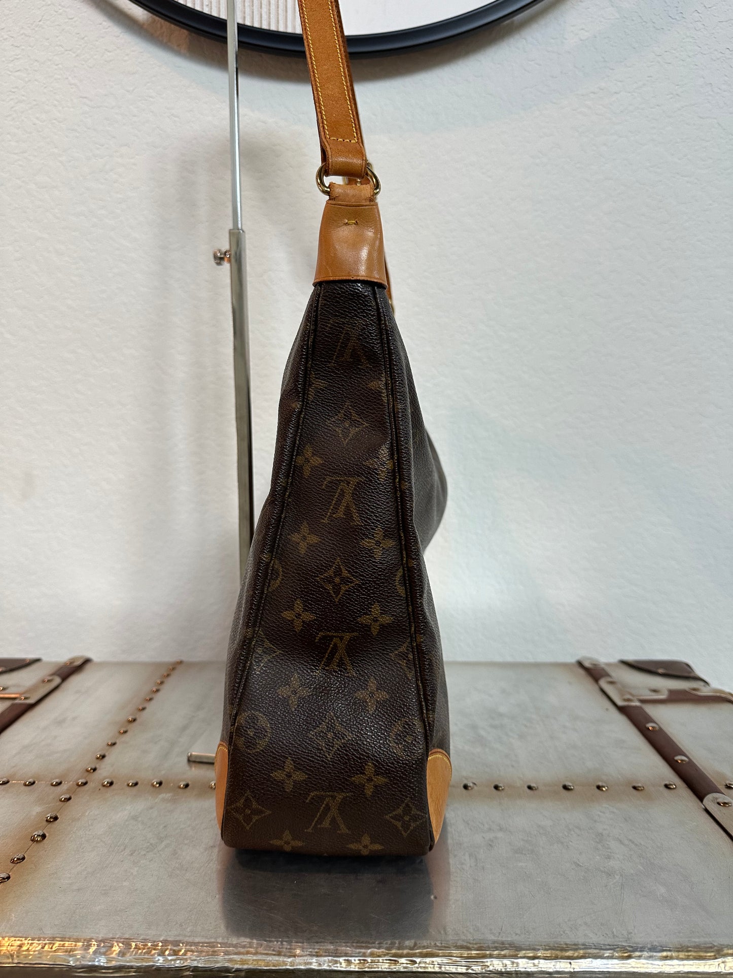 Pre-owned Authentic Louis Vuitton Boulogne 35 Monogram Shoulder Bag