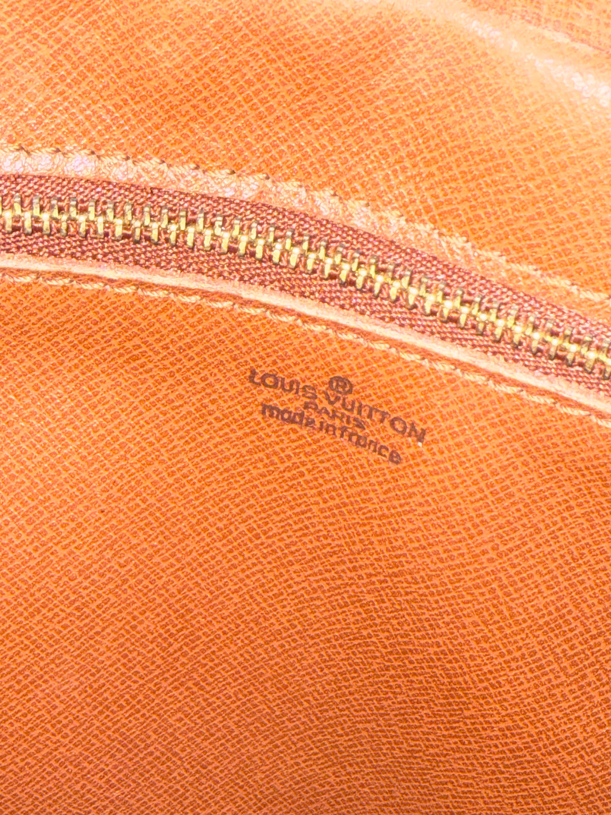 Pre-owned Authentic Louis Vuitton Jeune Fille GM Monogram Crossbody Bag