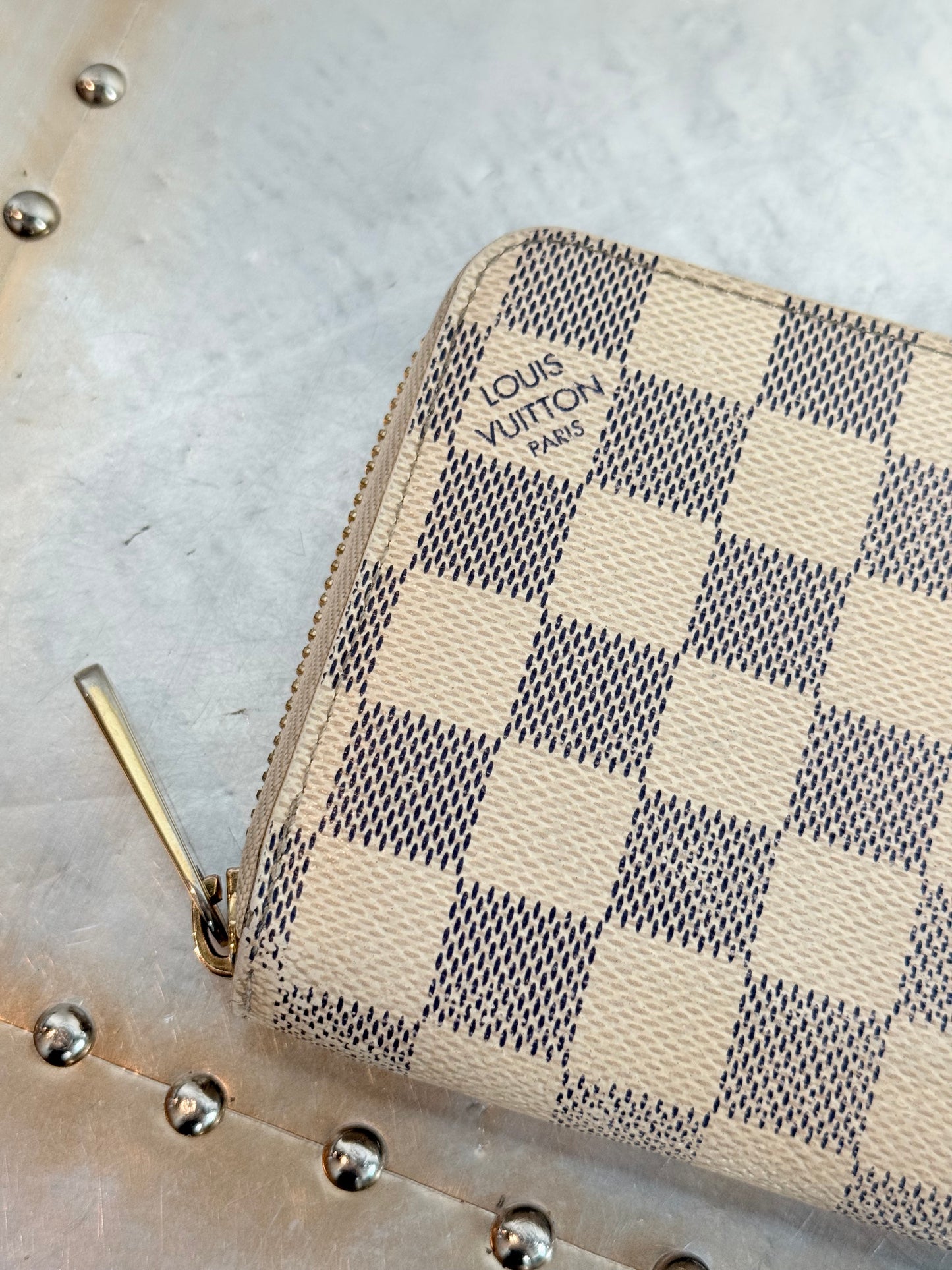 Pre-owned Authentic Louis Vuitton Damier Azur Zippy Long Wallet