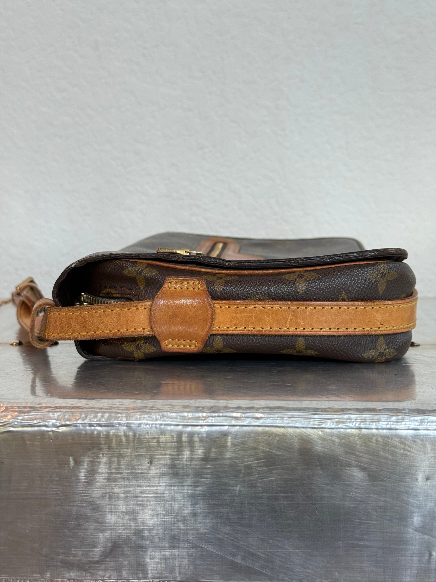 Pre-owned Authentic Louis Vuitton Saint Germain 28 Monogram Shoulder / Crossbody Bag