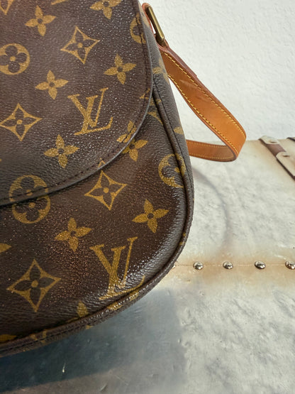 Pre-owned Authentic Louis Vuitton Saint Cloud GM Monogram Crossbody Bag
