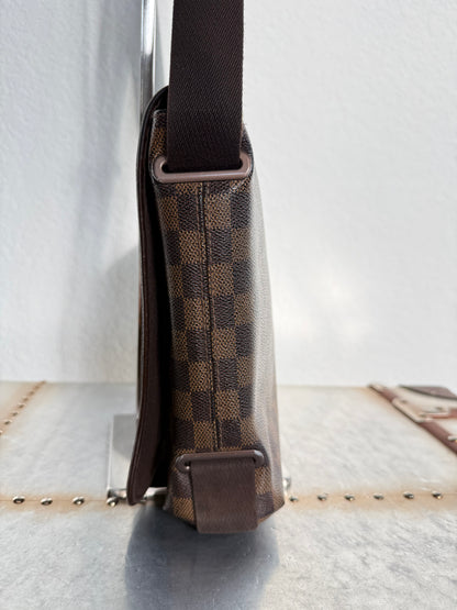 Pre-owned Authentic Brooklyn PM Damier Ebene Crossbody Bag
