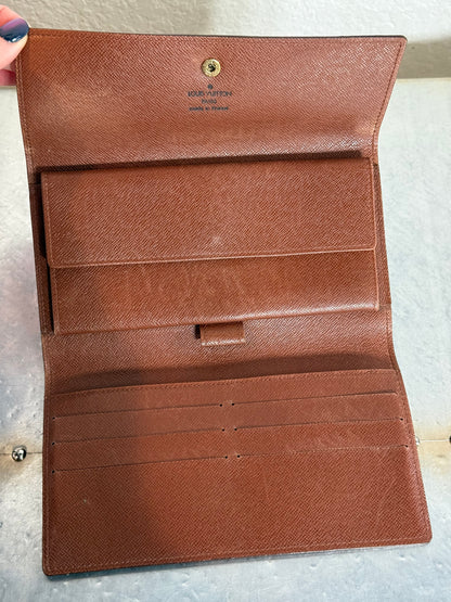 Pre-owned Authentic Louis Vuitton Portefeuille  International Monogram Wallet