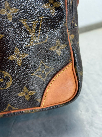 Pre-owned Authentic Louis Vuitton Amazon Monogram Crossbody Bag