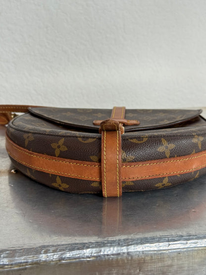 Pre-owned Authentic Louis Vuitton Chantilly MM Monogram Crossbody Bag