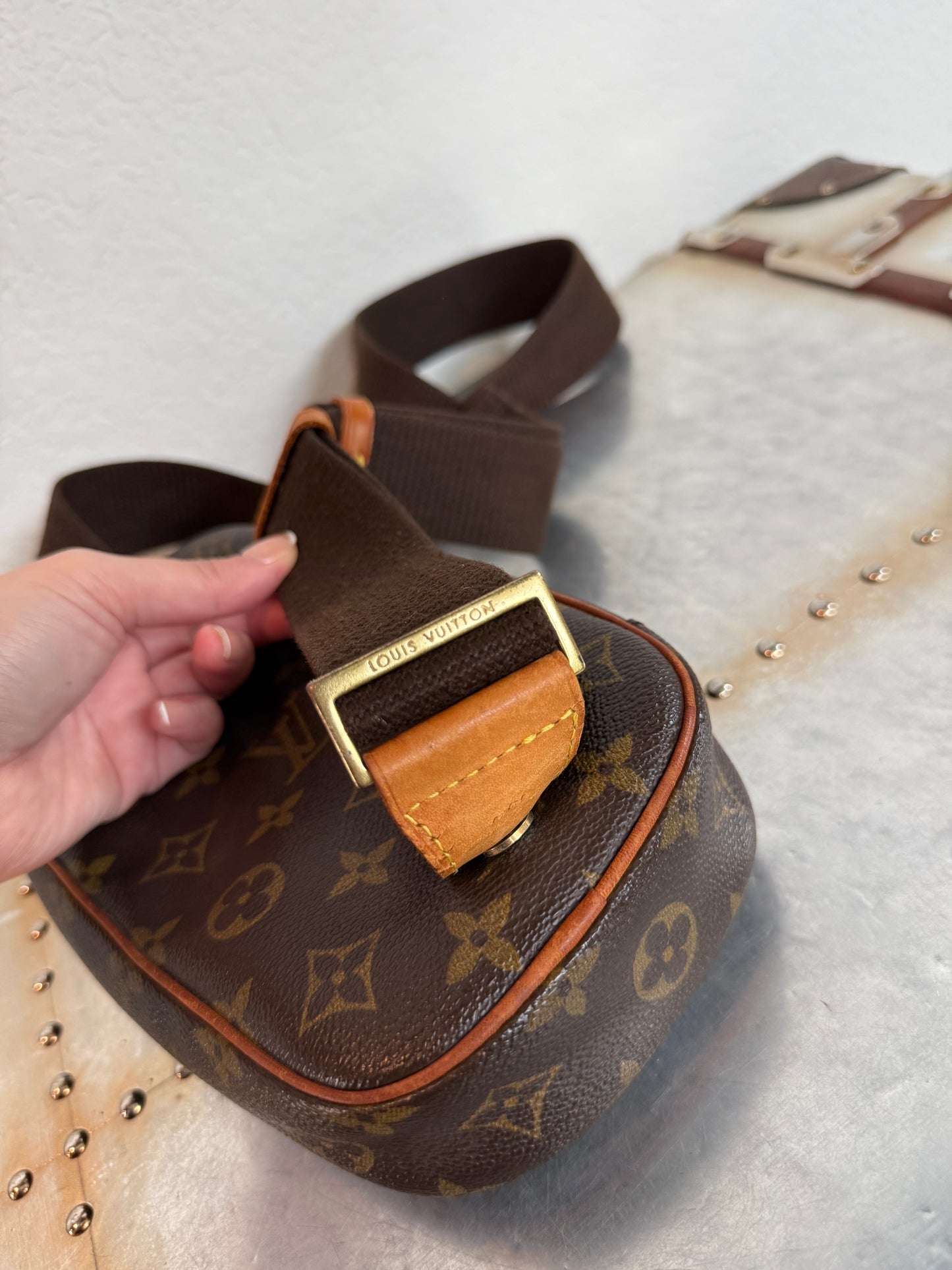 Pre-owned Authentic Louis Vuitton Pochette Gange Monogram Bum Bag