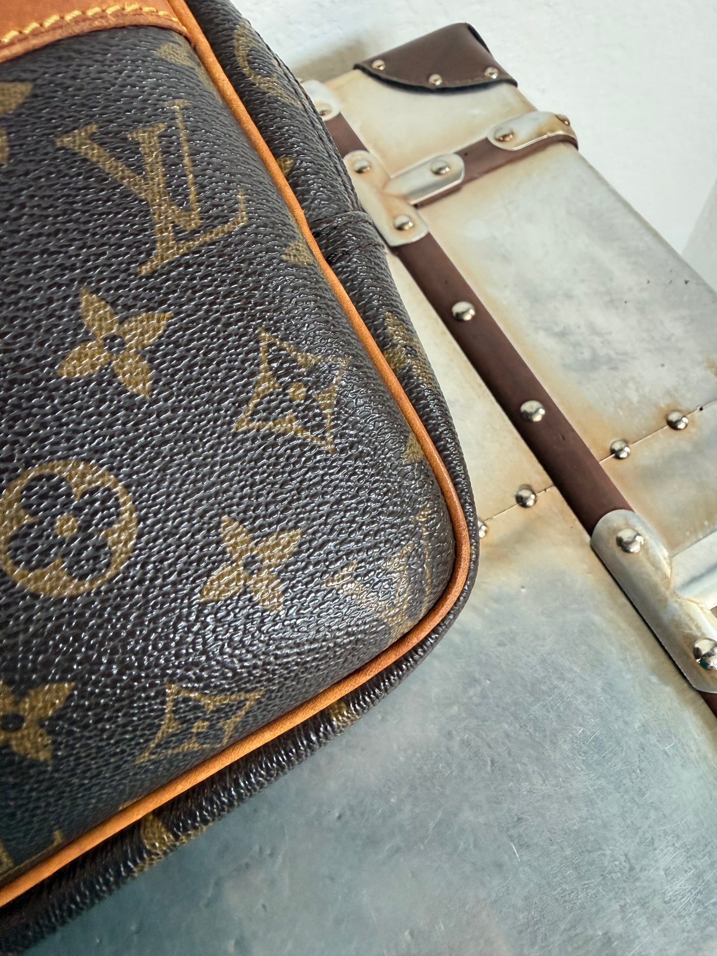 Pre-owned Authentic Louis Vuitton Reporter PM Monogram Shoulder / Crossbody Bag