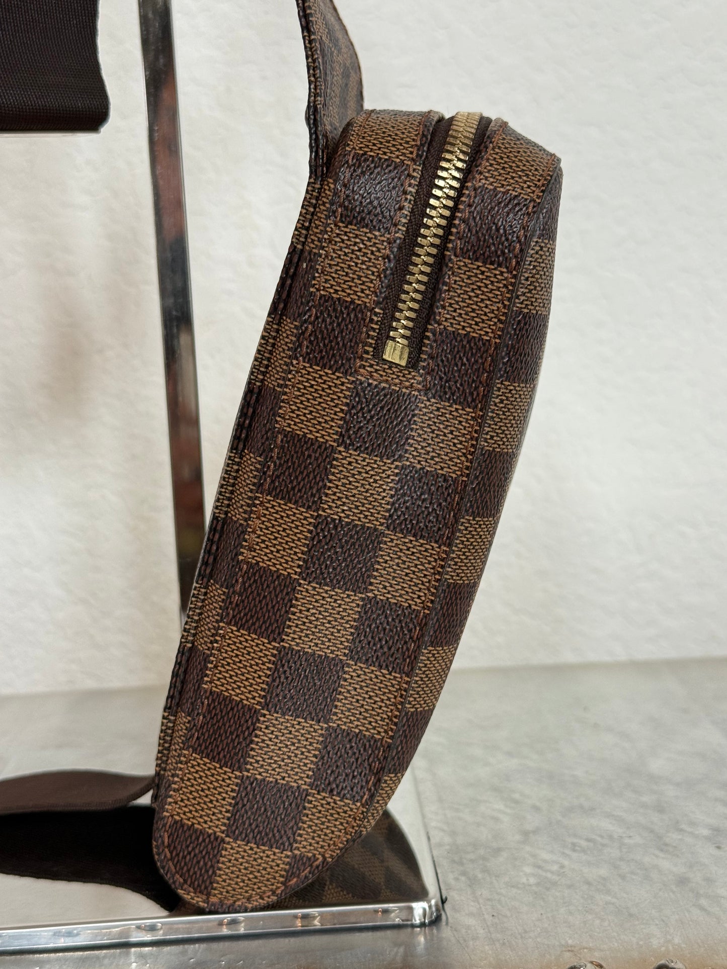 Pre-owned Authentic Louis Vuitton Damier Ebene Geronimos Body Bag