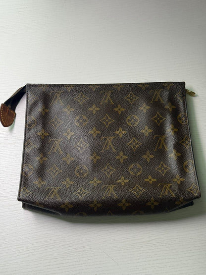 Pre-owned Authentic LOUIS VUITTON Cosmetic Pouch Poche Toilette 26 / Handbag