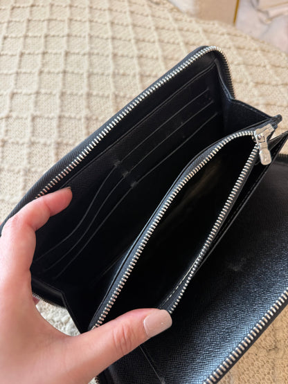 Pre-owned Authentic Louis Vuitton Zippy Organizer Long Wallet