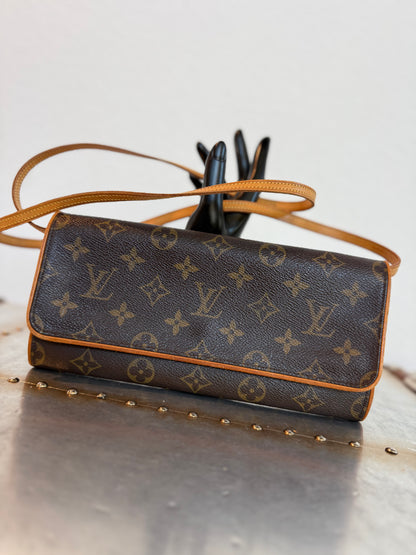 Pre-owned Authentic Louis Vuitton Pochette Twin GM Monogram Shoulder Bag