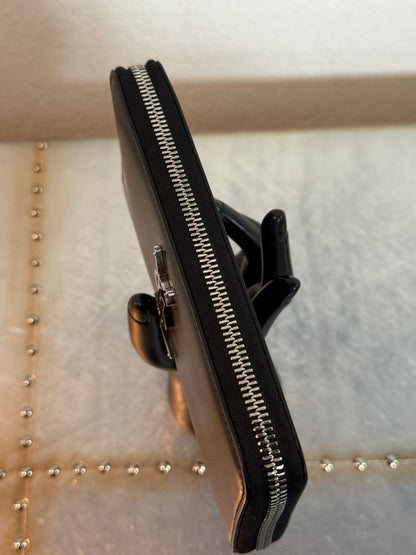 YVES SAINT LAURENT BLACK CASSANDRE ZIP LONG WALLET