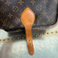 Pre-owned Louis Vuitton Cartouchiere MM Monogram Shoulder / Crossbody Bag