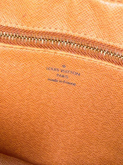 Pre-owned Authentic Louis Vuitton Trocadero 27 Monogram Crossbody Bag