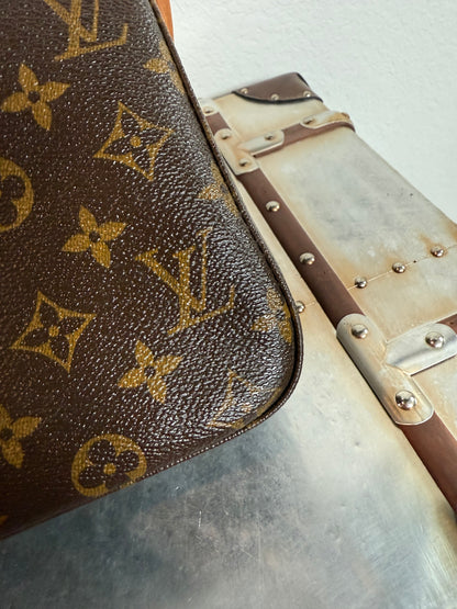 Pre-owned Authentic Louis Vuitton Looping GM Monogram Shoulder Bag