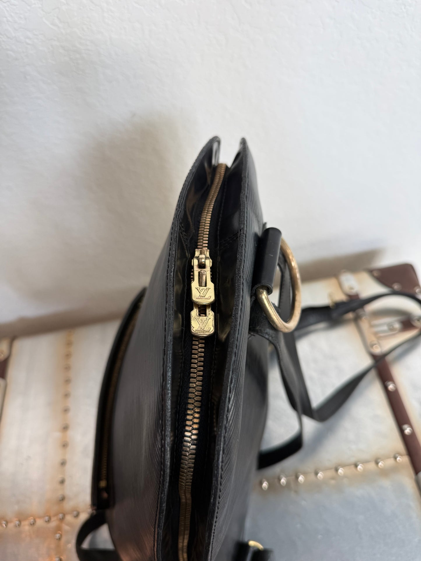 Pre-owned Authentic Louis Vuitton Gobelins Epi Black Backpack