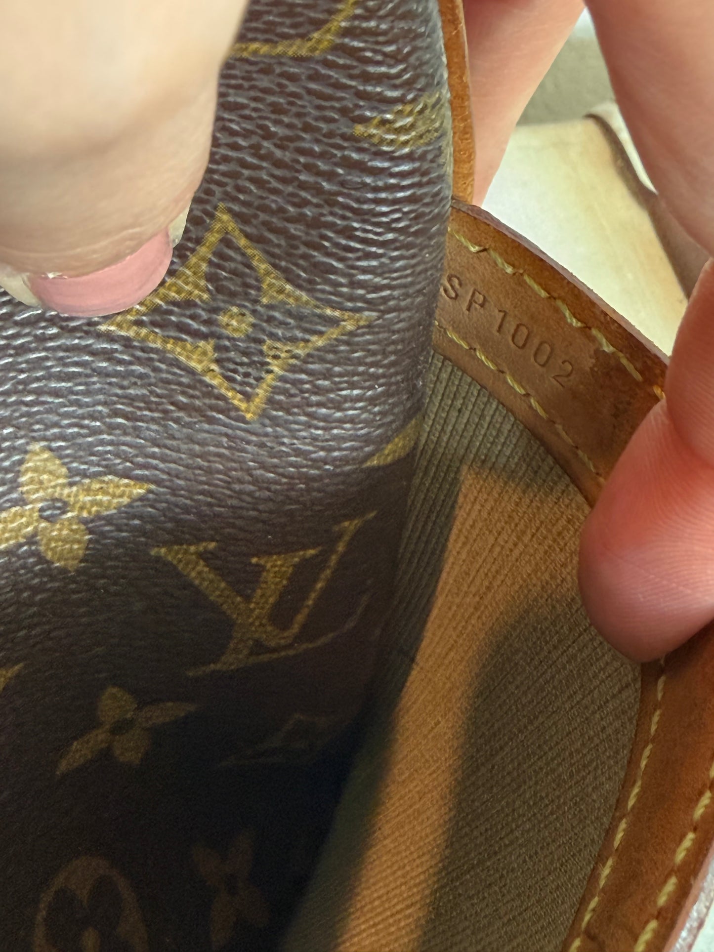 Pre-owned Authentic Louis Vuitton Reporter PM Monogram Shoulder / Crossbody Bag
