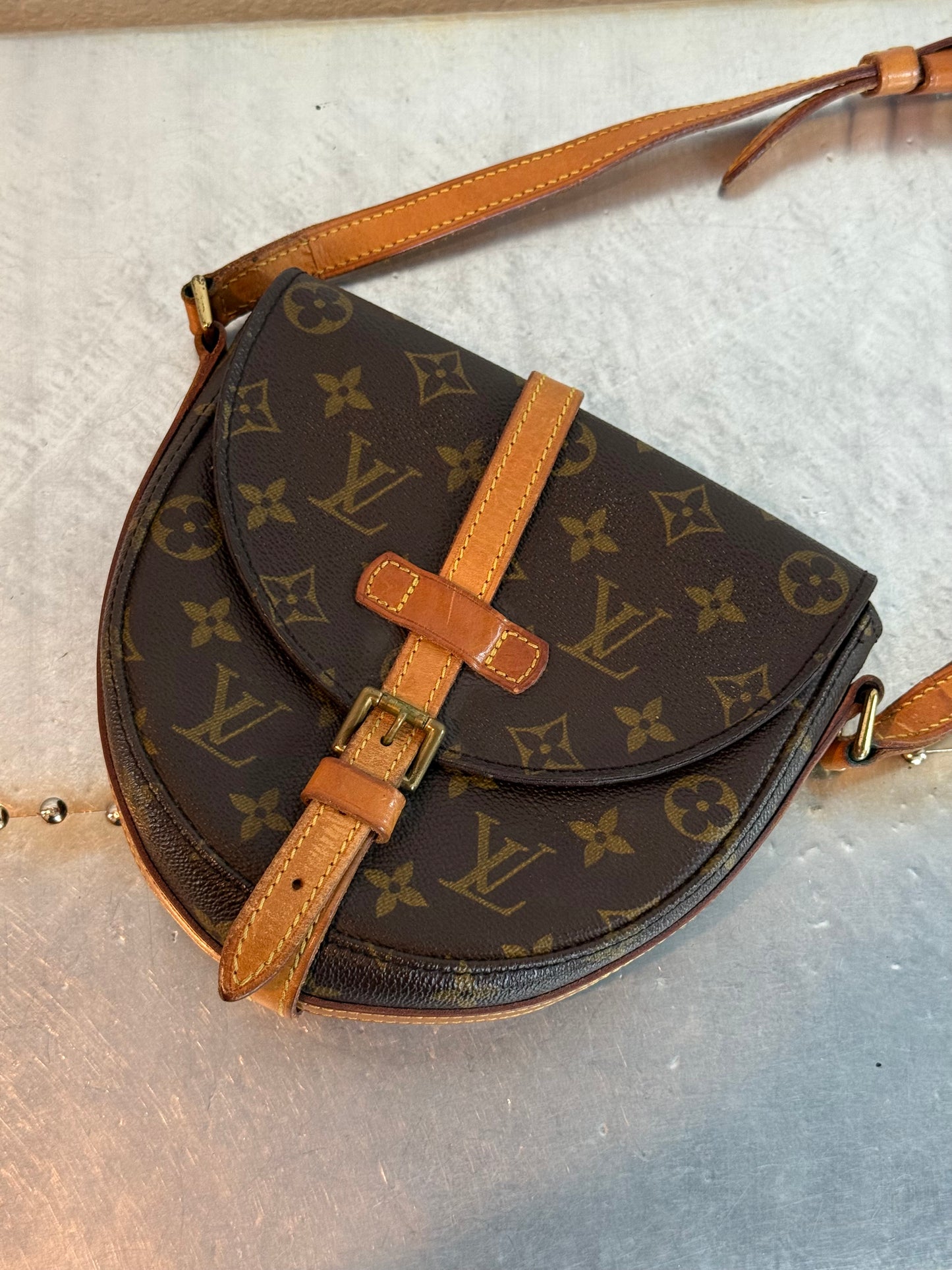 Pre-owned Authentic Louis Vuitton Chantilly PM Monogram Crossbody Bag