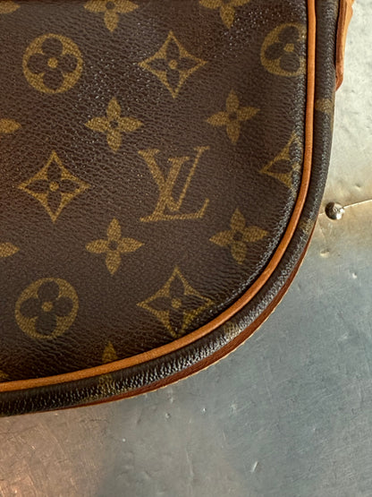 Pre-owned Authentic Louis Vuitton Jeune Fille MM Monogram Crossbody Bag