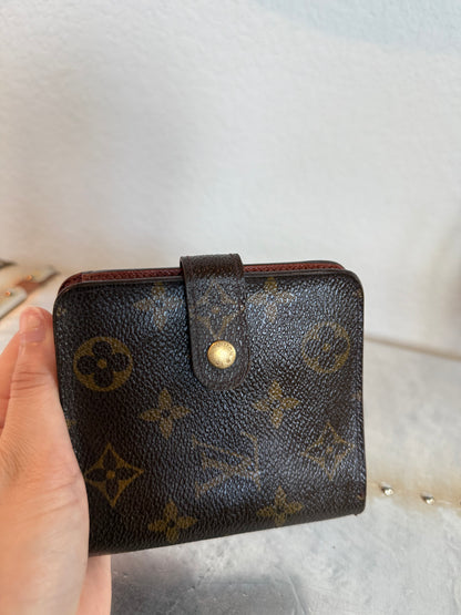 Pre-owned Authentic Louis Vuitton Monogram Compact Zip Wallet