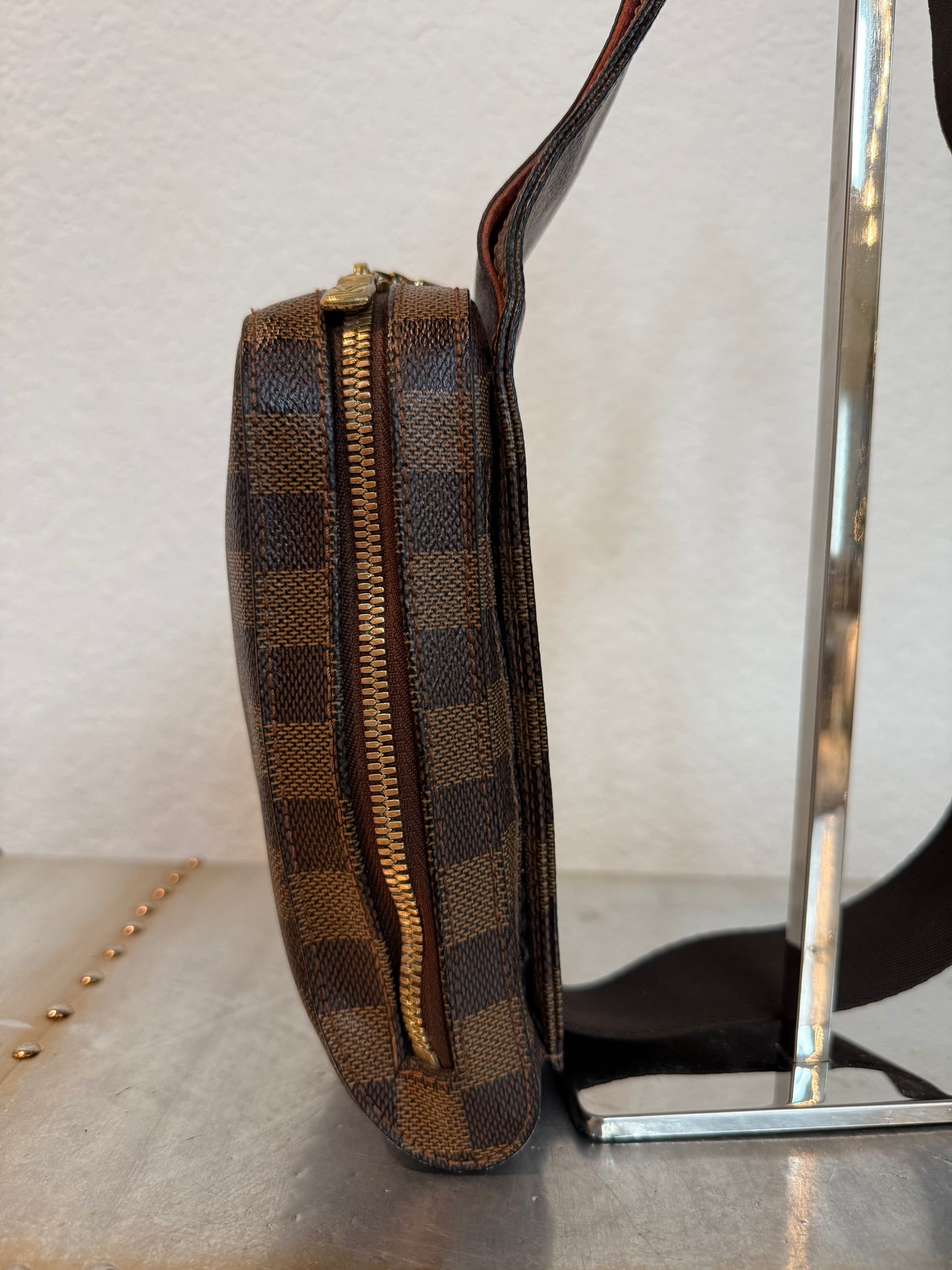 Pre-owned Authentic Louis Vuitton Damier Ebene Geronimos Body Bag