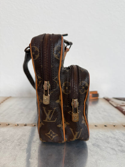 Pre-owned Louis Vuitton Mini Amazon Monogram Crossbody Bag